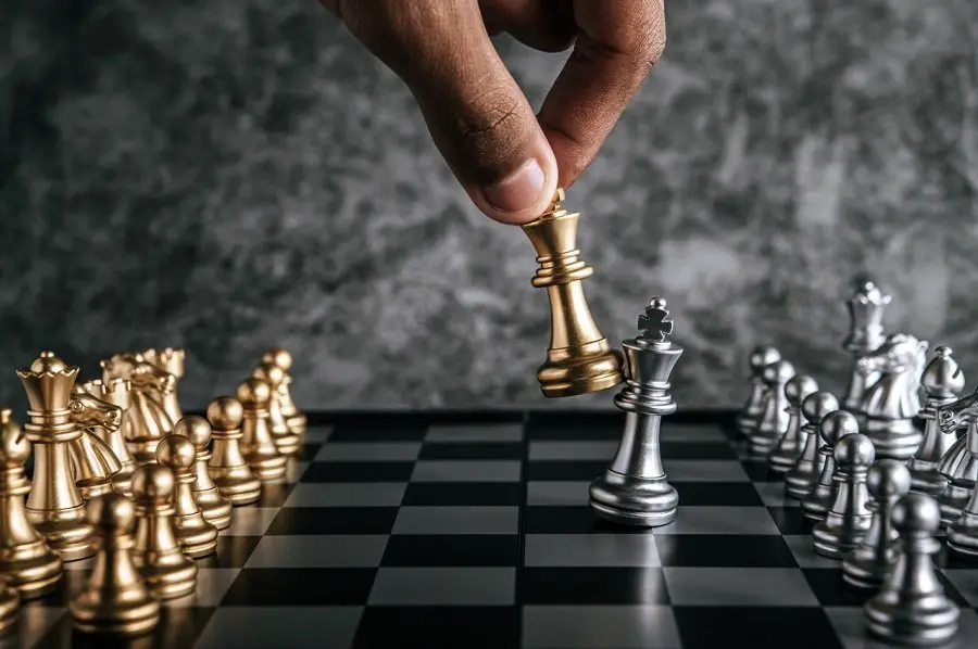 Abertas inscrições ao curso gratuito de xadrez – O Presente
